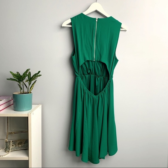 Express open back sheath dress - Picture 2 of 4